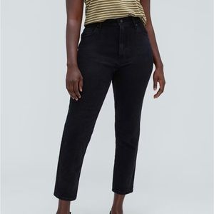 NWT Everlane Original Curvy Cheeky Jean in Coal